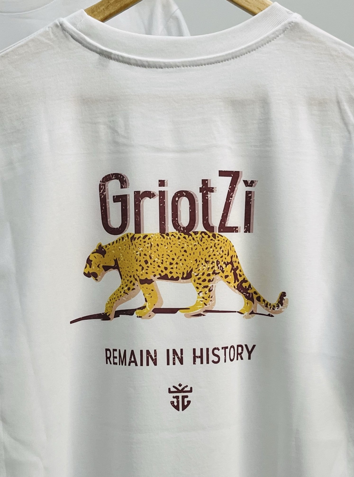 Tale #6 - Yala Leopard Tee Women – GRIOTZI